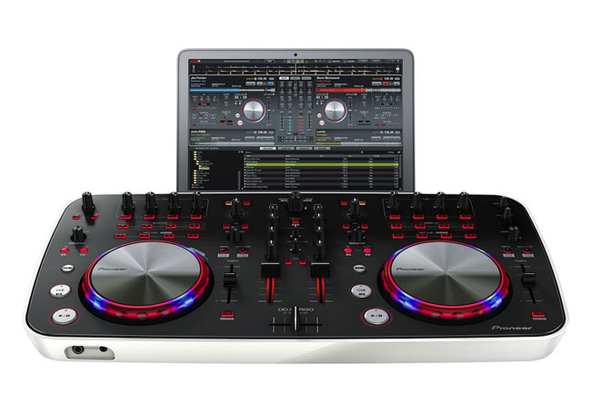 Pioneer DDJ-Ergo-V Controller now supports Serato DJ Intro Software